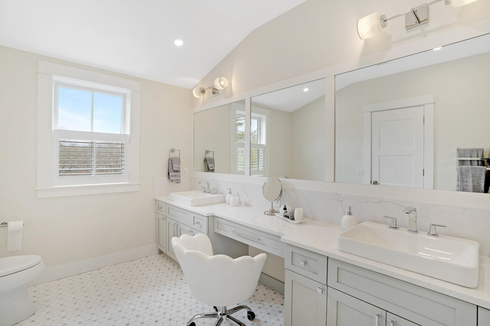 Edgartown 7805 | Photo 34