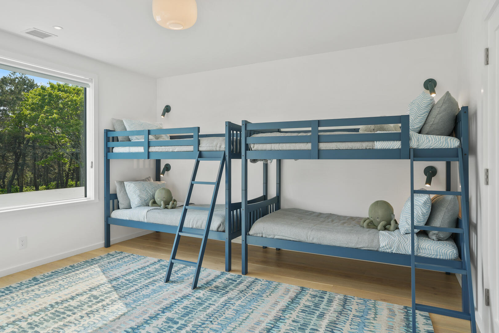 BR4 (2) Bunk Beds, Second Floor