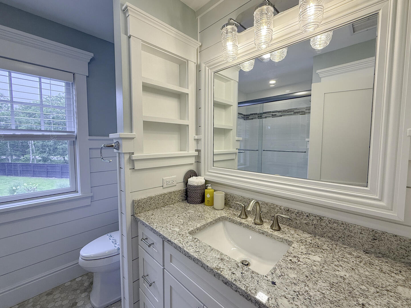 Hall Bath with Shower Tub Combo, Second Floor