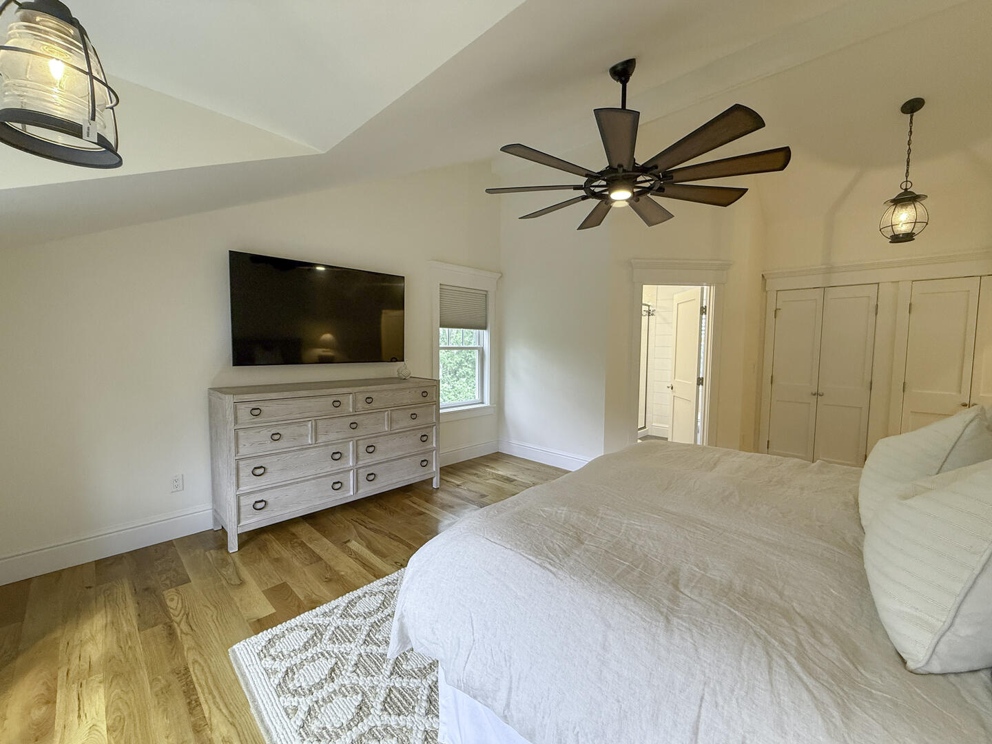 BR3 King En Suite, Second Floor