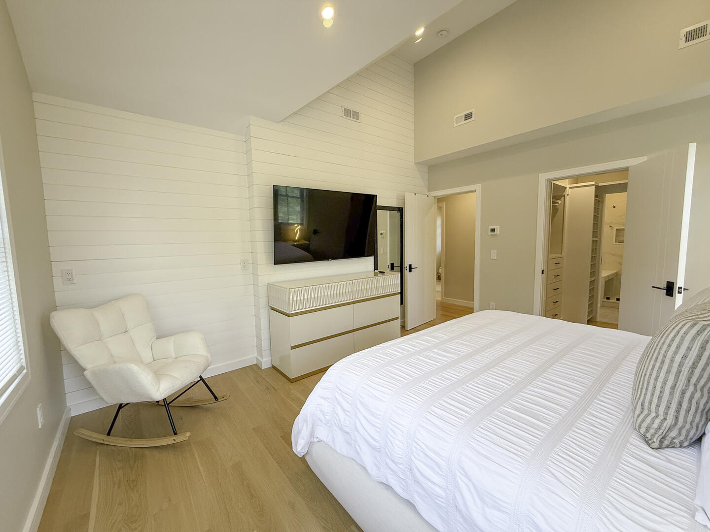 BR1 King En Suite, Second Floor