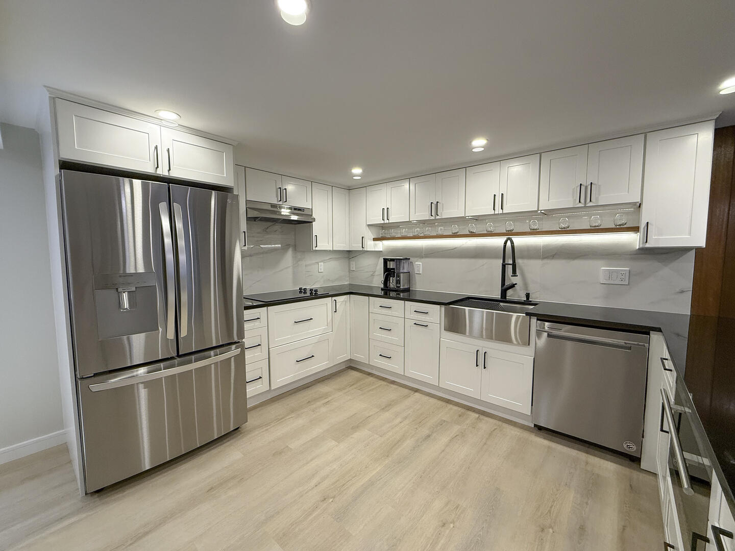 Kitchenette, Lower Level