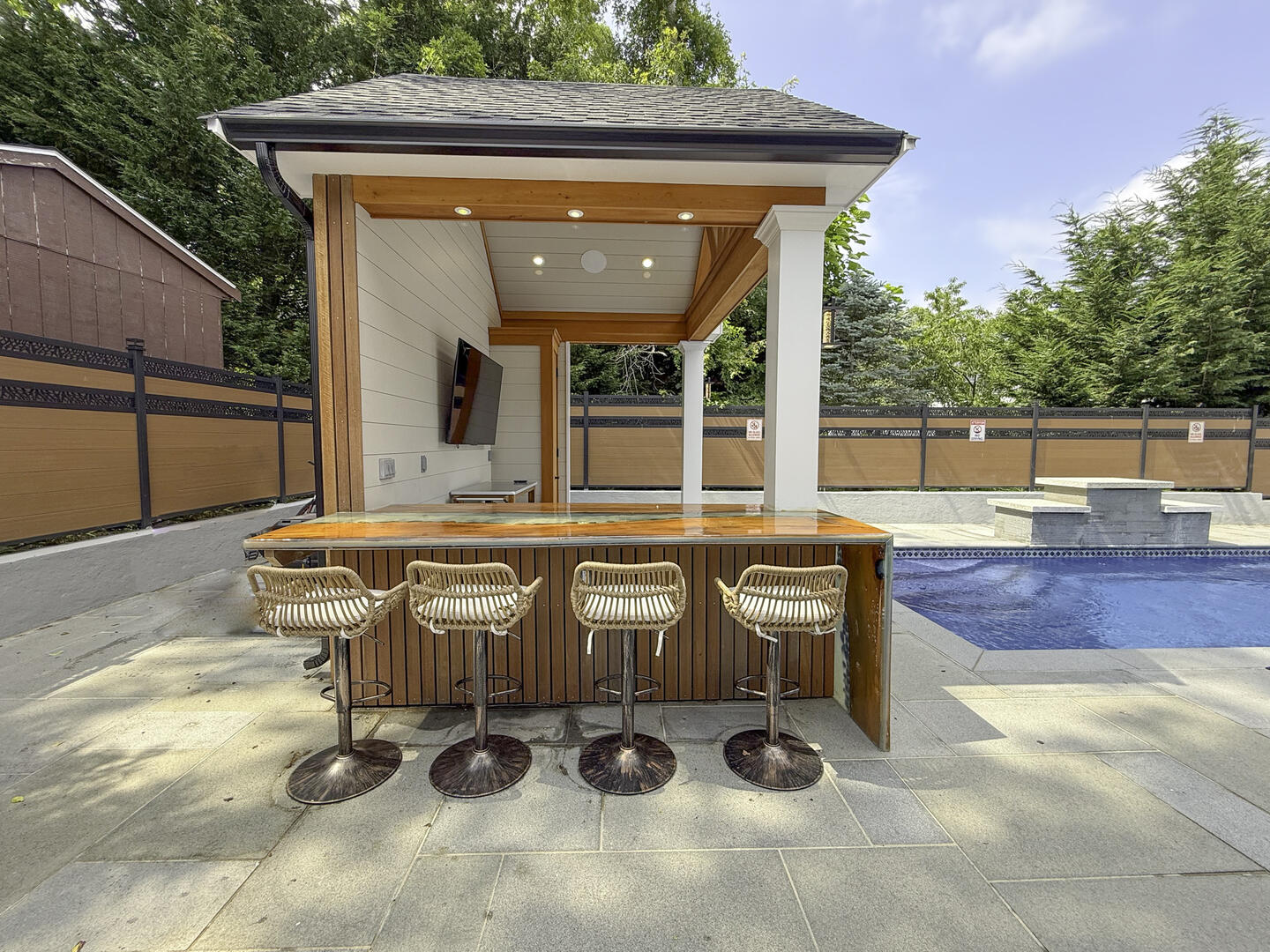 Outdoor Entertainment Area