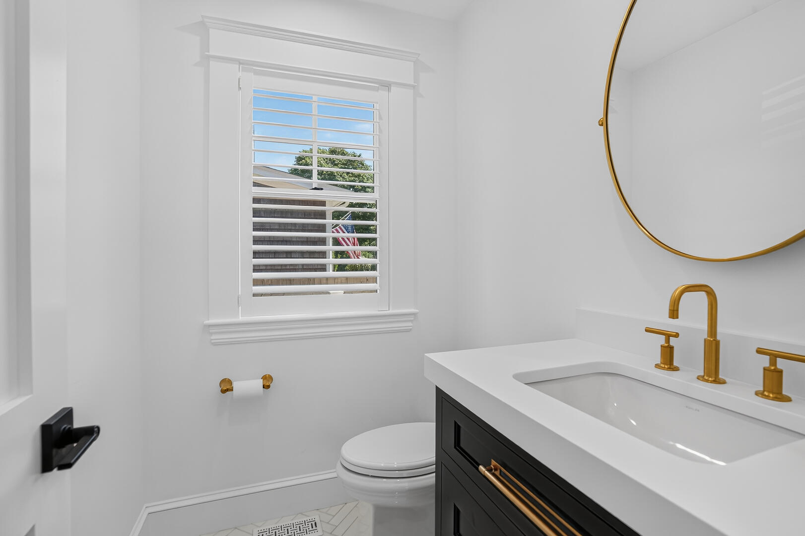 Powder Room, Guest House