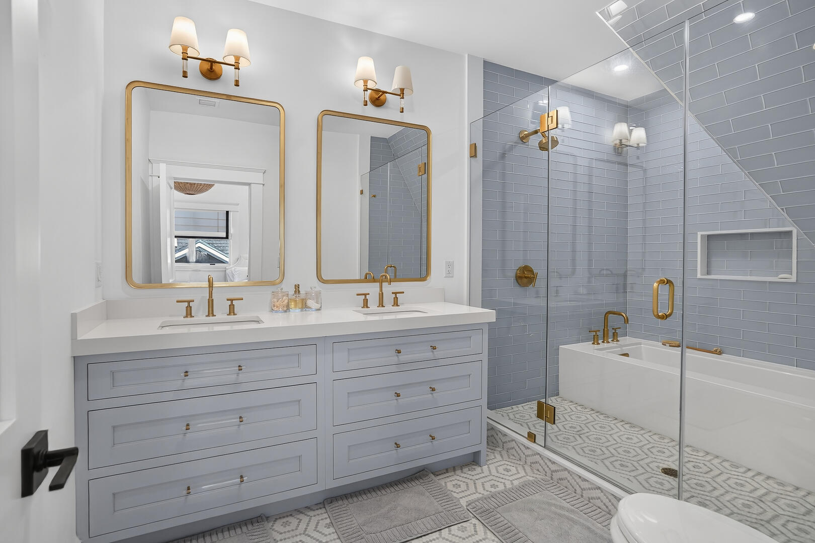 BR4 (2) Double Beds En Suite with Shower Tub Combo, Second Floor
