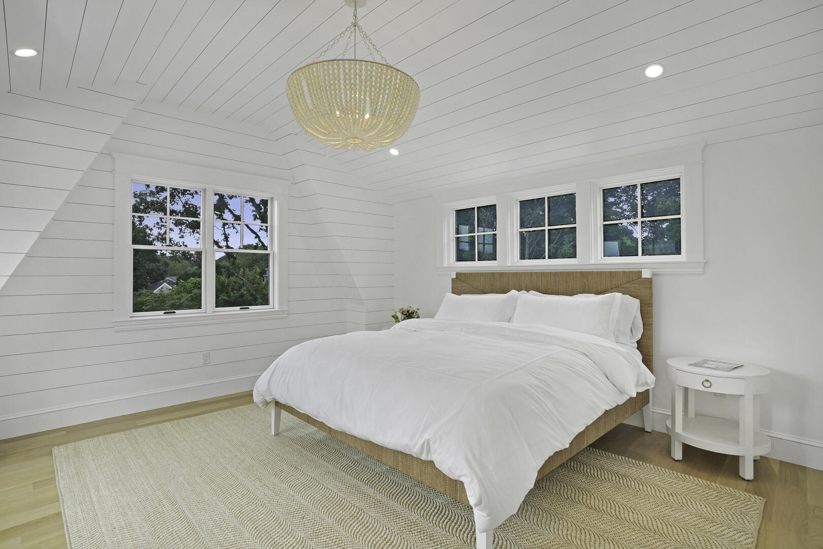 BR2 King En Suite, Second Floor