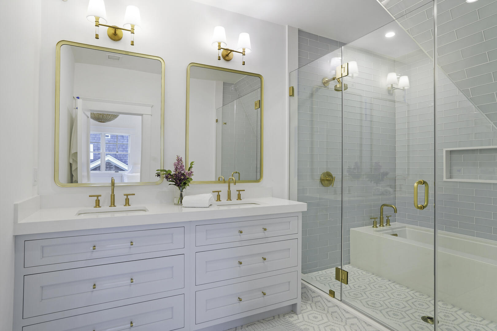 BR4 (2) Double Beds En Suite with Shower Tub Combo, Second Floor