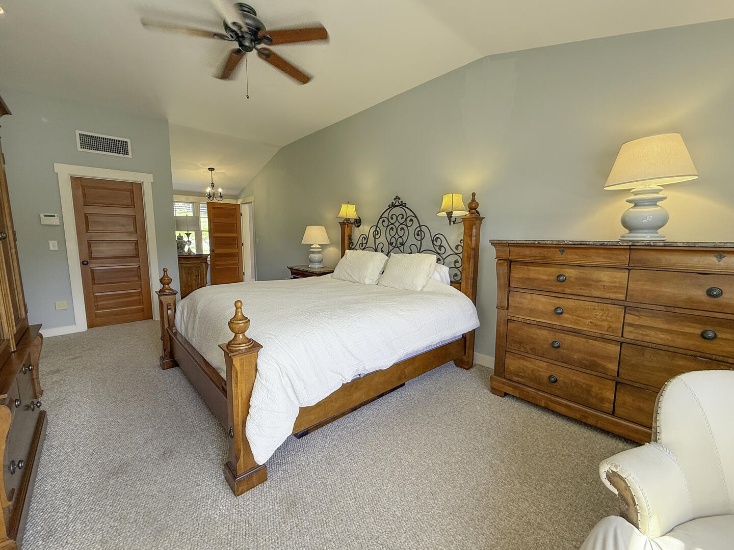 BR1 King En Suite, Second Floor