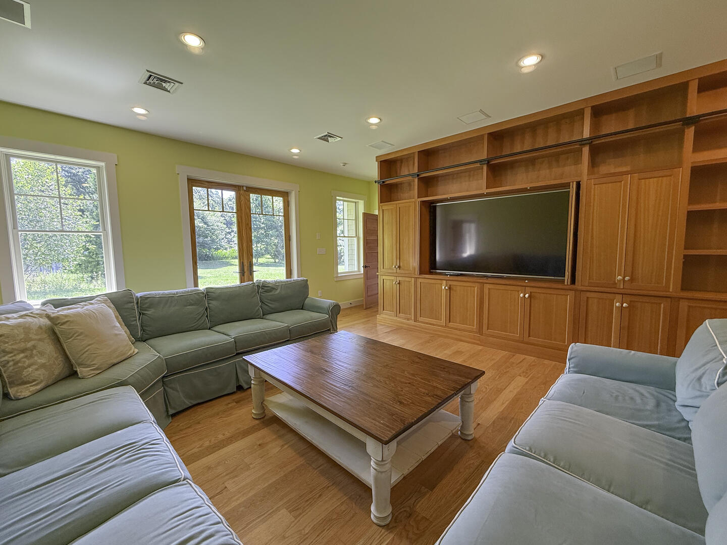 Media Room, Lower Level