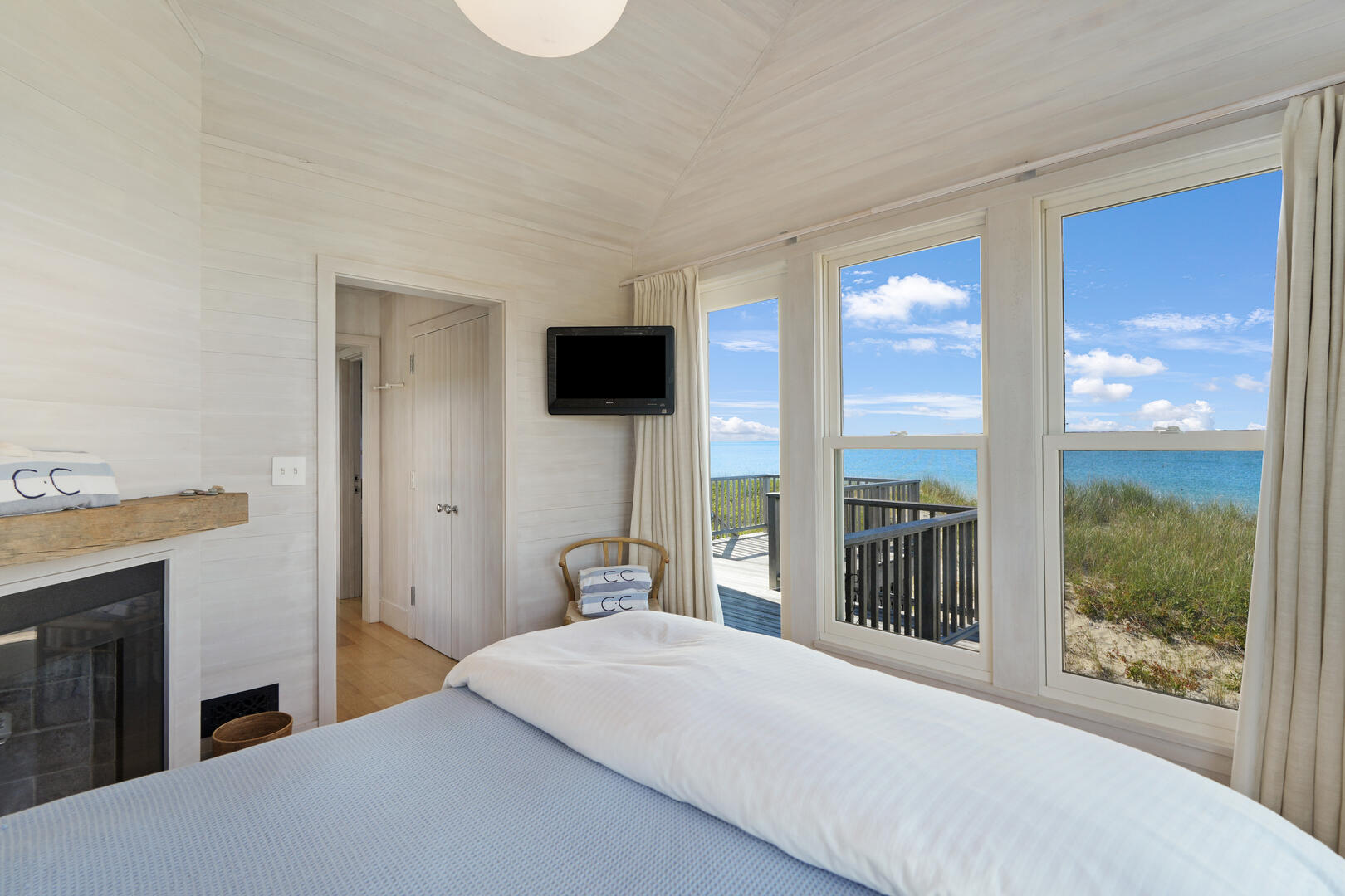 West Shack: BR6 King En Suite, First Floor