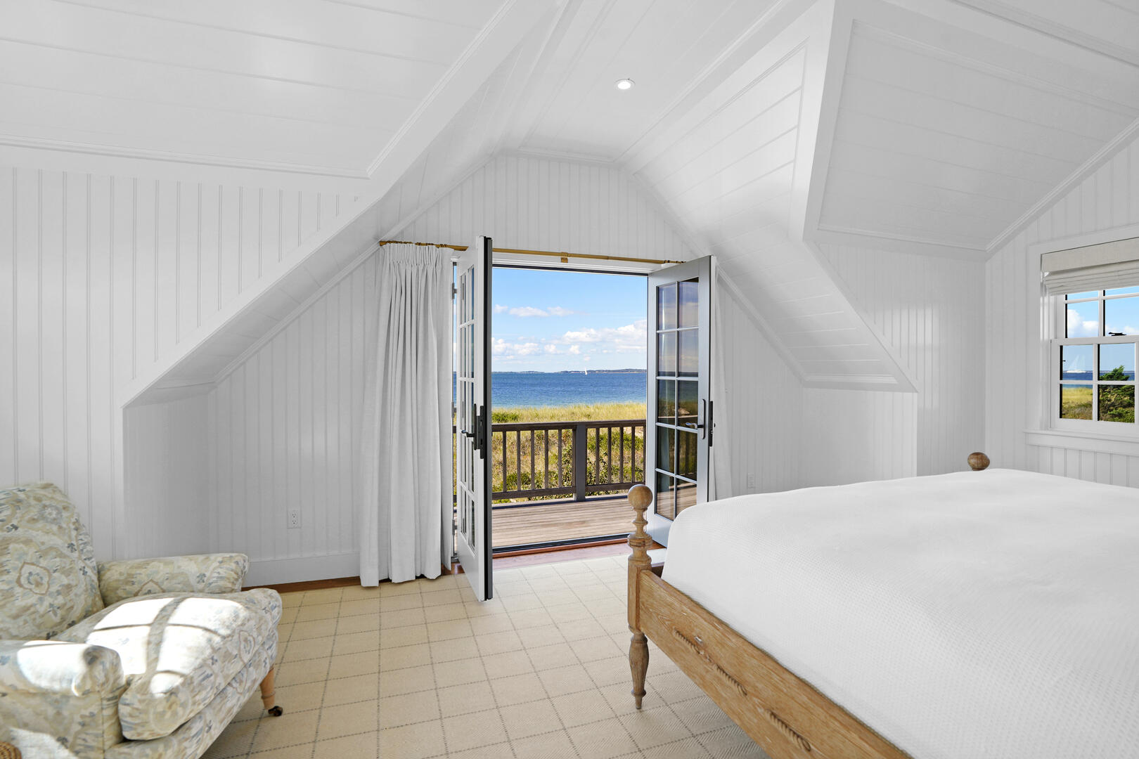 BR1 King En Suite, Second Floor