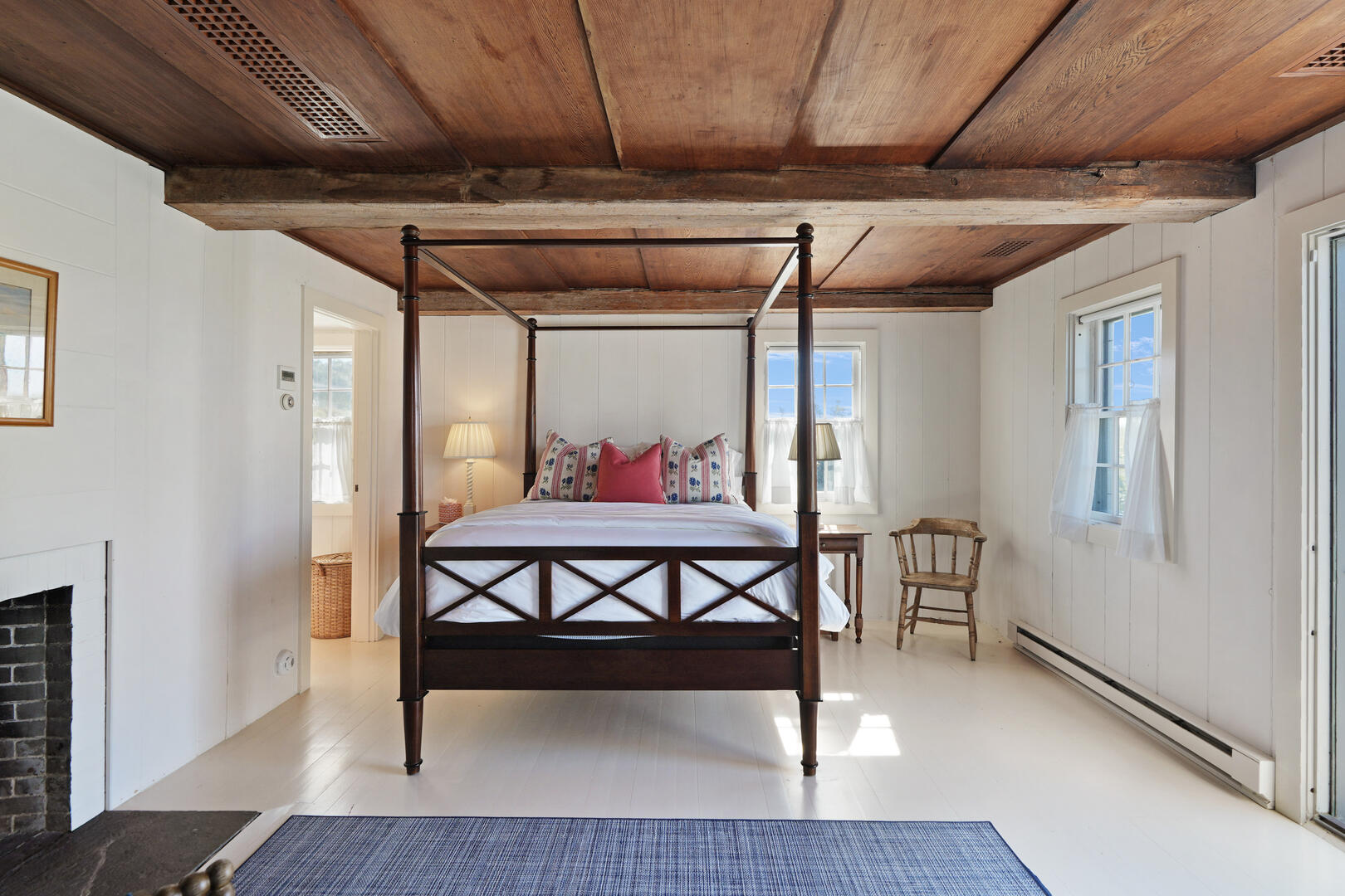 Ocean Pavillion: BR3 Queen En Suite, First Floor