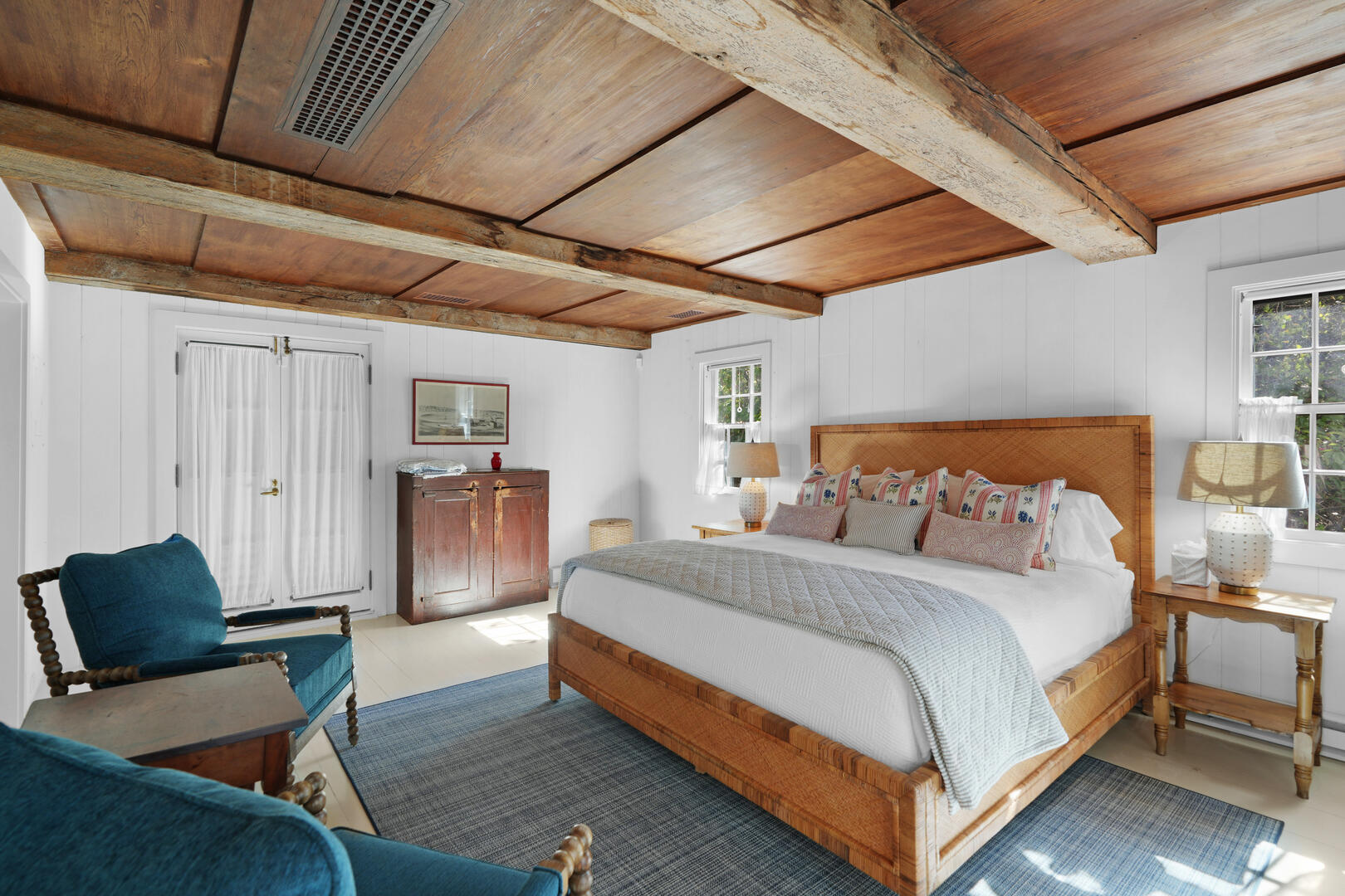 Pond Pavillion: BR4 King En Suite, First Floor