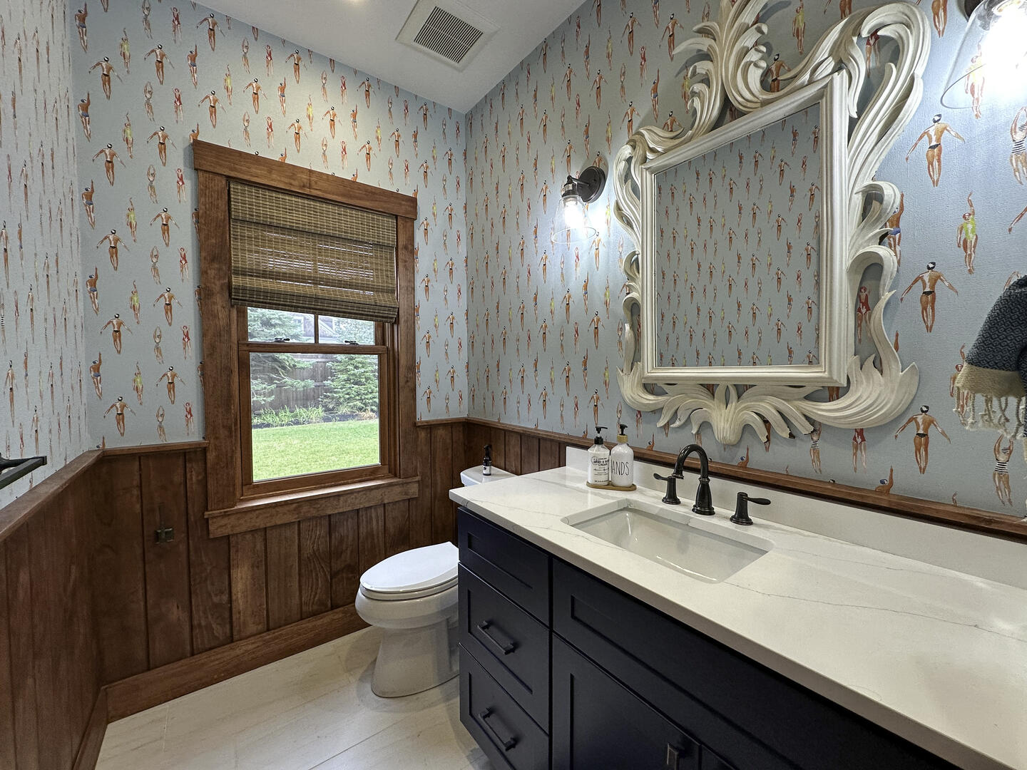 Powder Room, Pool House