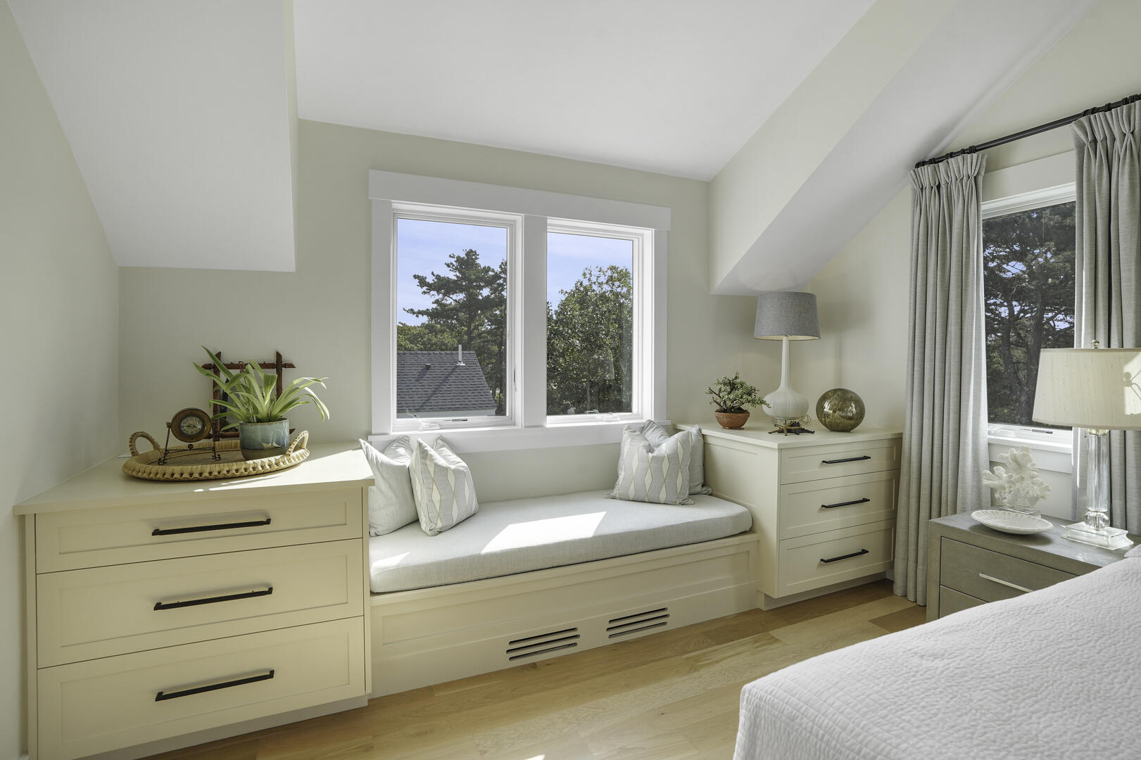 BR5 King En Suite, Second Floor