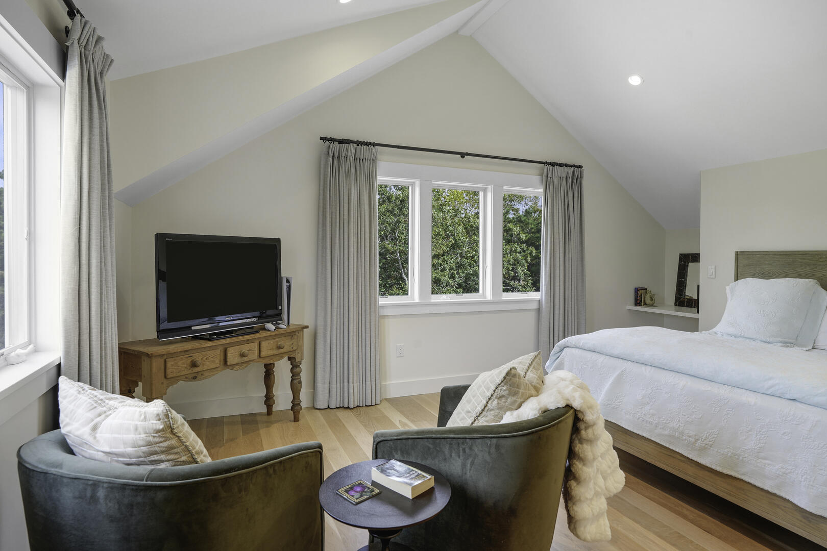 BR6 King En Suite, Second Floor