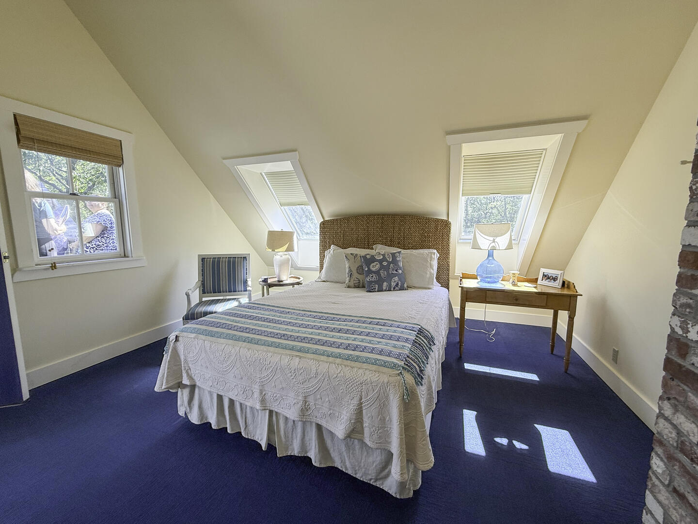 BR3 Queen En Suite with Powder Room, Second Floor