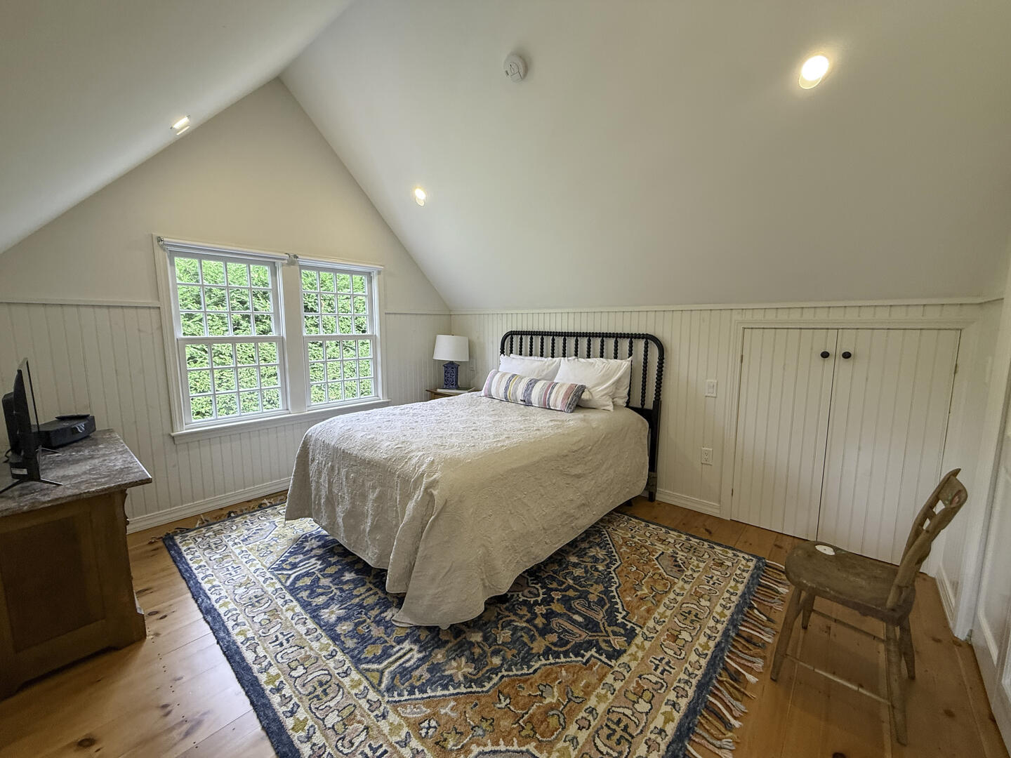 BR1 Queen En Suite, Second Floor