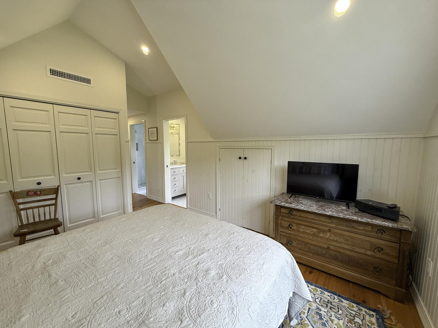 BR1 Queen En Suite, Second Floor