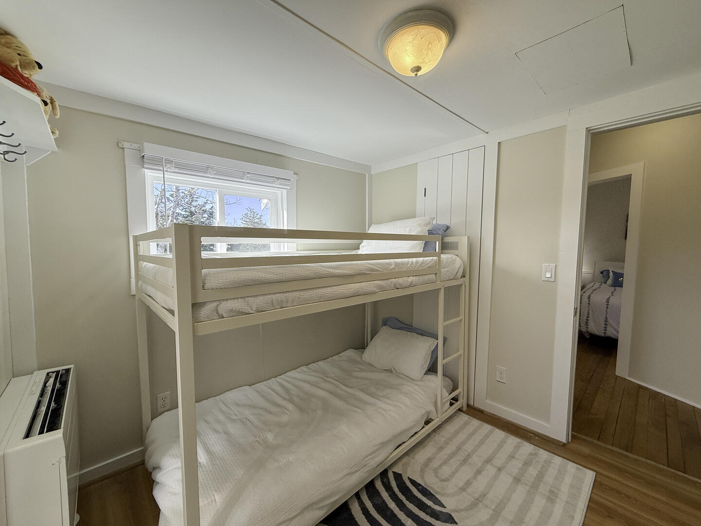 BR3 Bunk Bed with Adjoining Bath, Main Level
