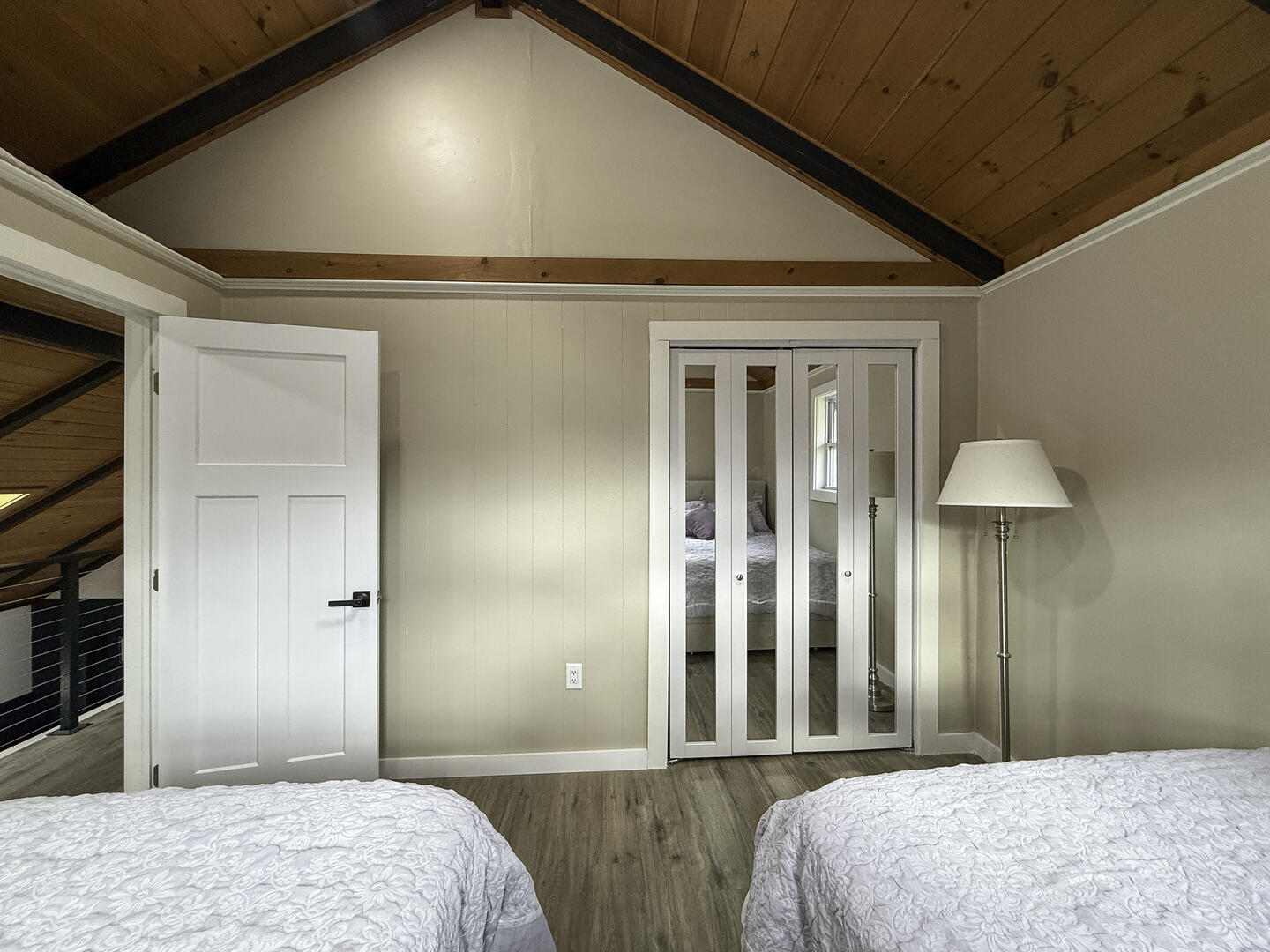 BR4 (2) Double Beds, Second Floor