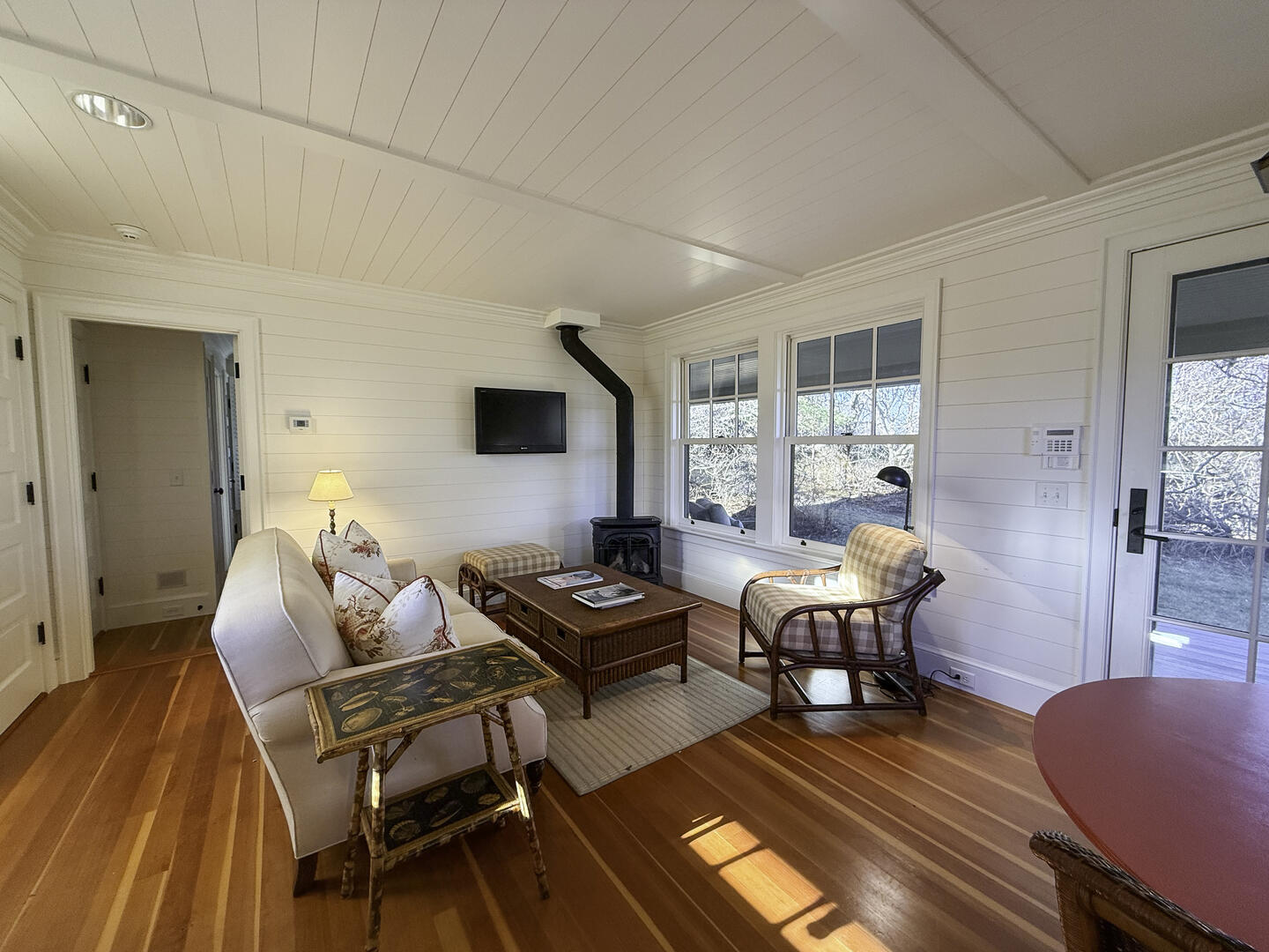 Living Area, Guest House