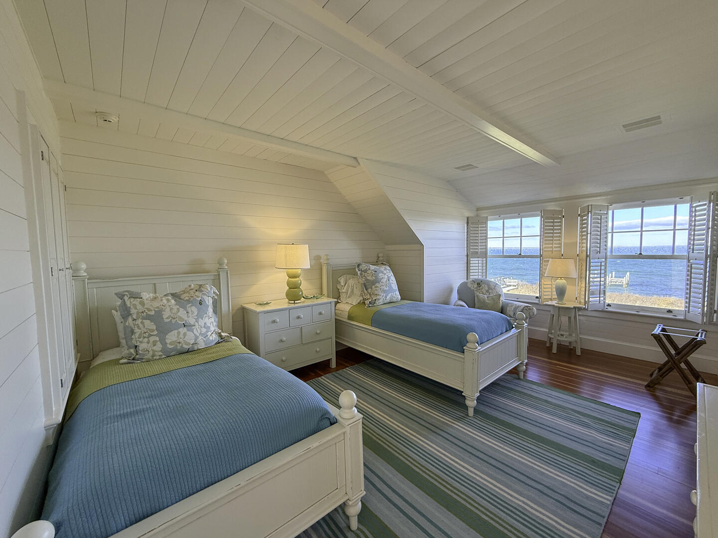 BR2 (2) Twin Beds, Second Floor