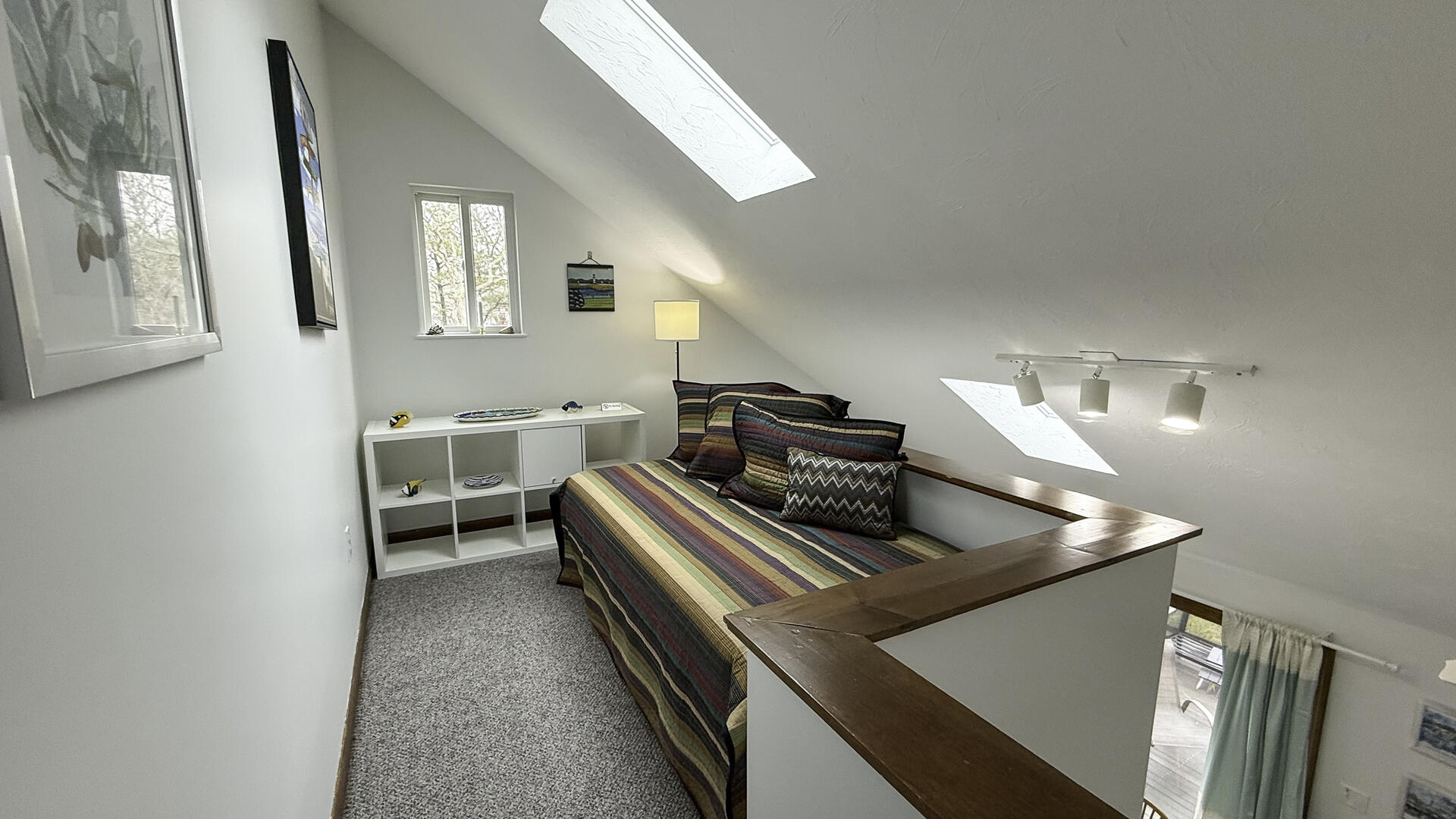 Overflow: Twin Bed, Second Floor