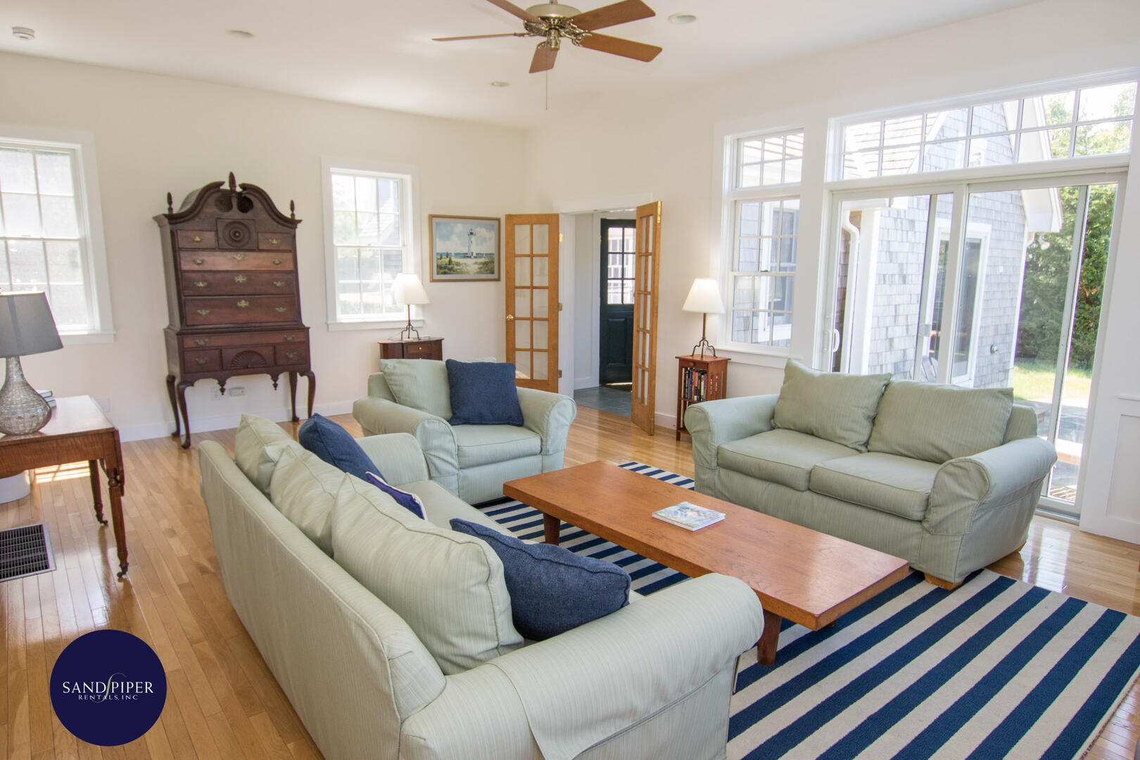 Edgartown Downtown 90 3