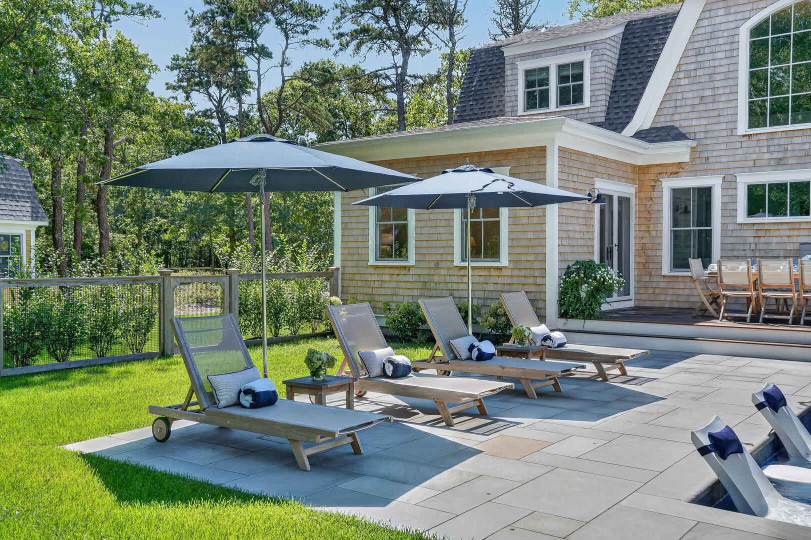 Outdoor Seating