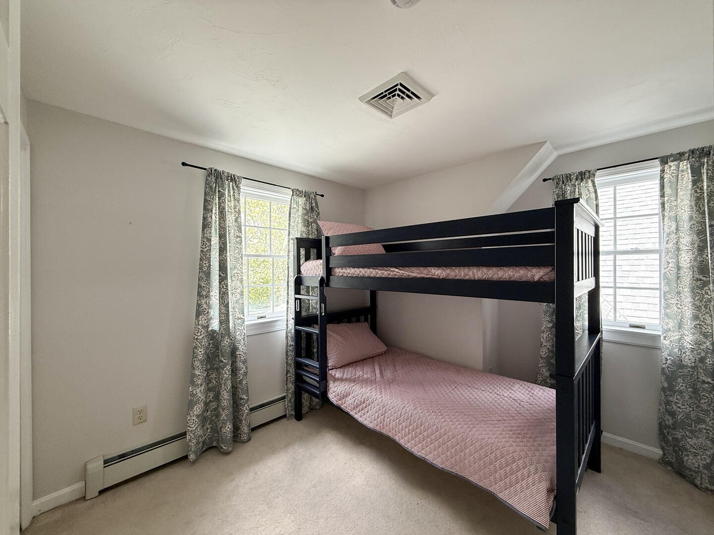 BR4 Twin Bunk Bed, Second Floor