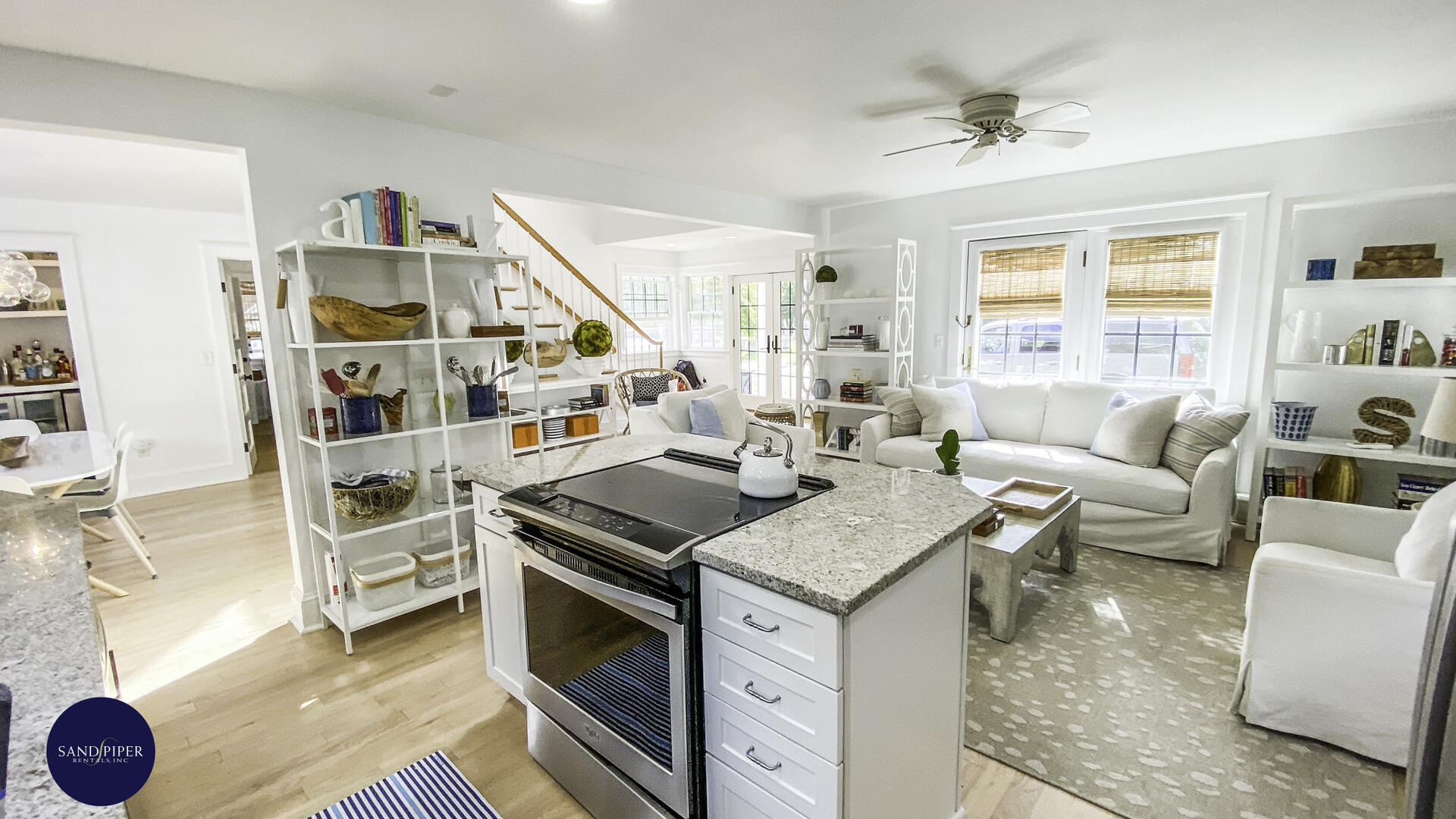 Edgartown Downtown 265 | Photo 9