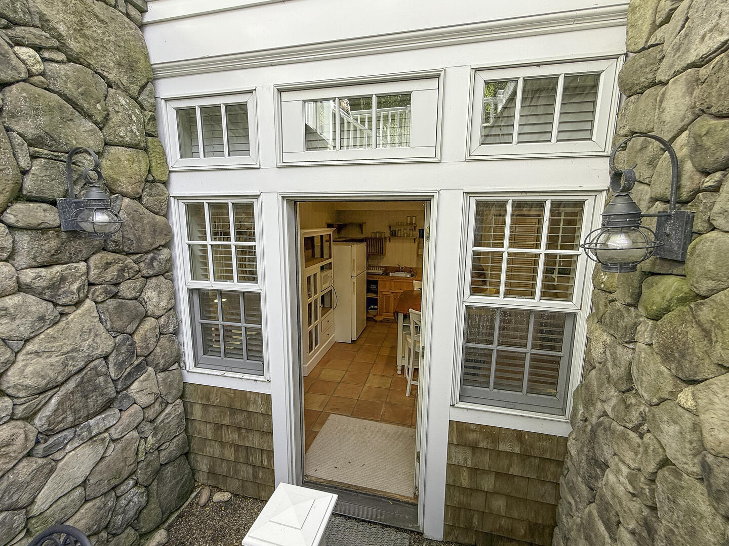 Lower Level Studio (Outside Access Only)