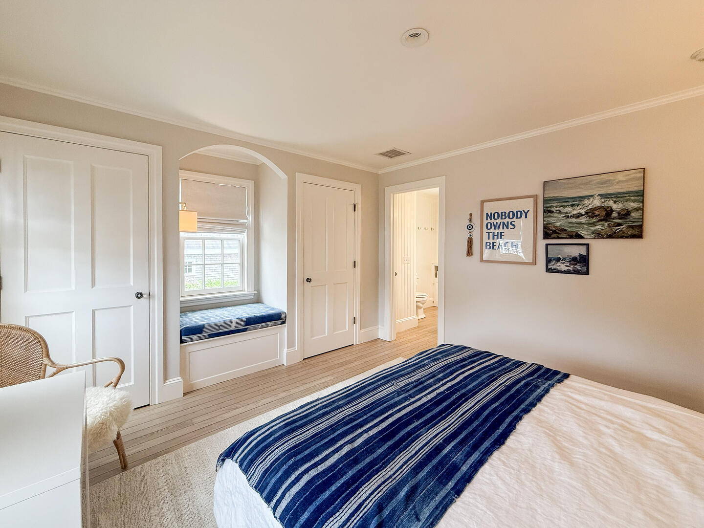 BR2 Queen En Suite, Second Floor