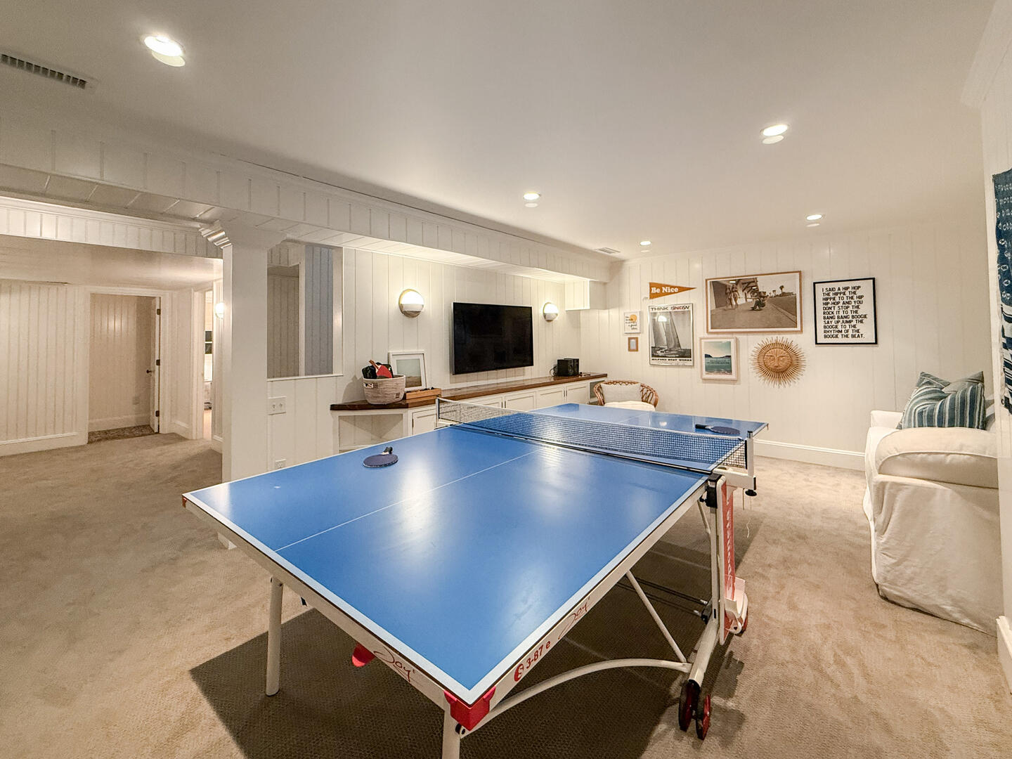 Ping Pong, Lower Level