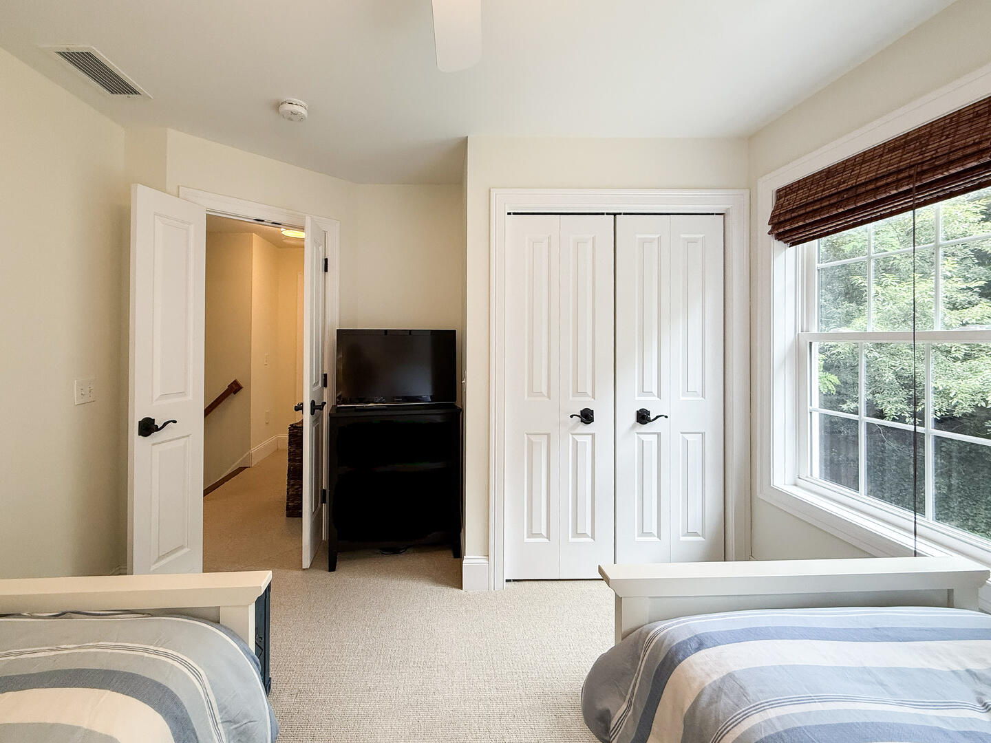 BR4 (2) Twin Beds, Second Floor