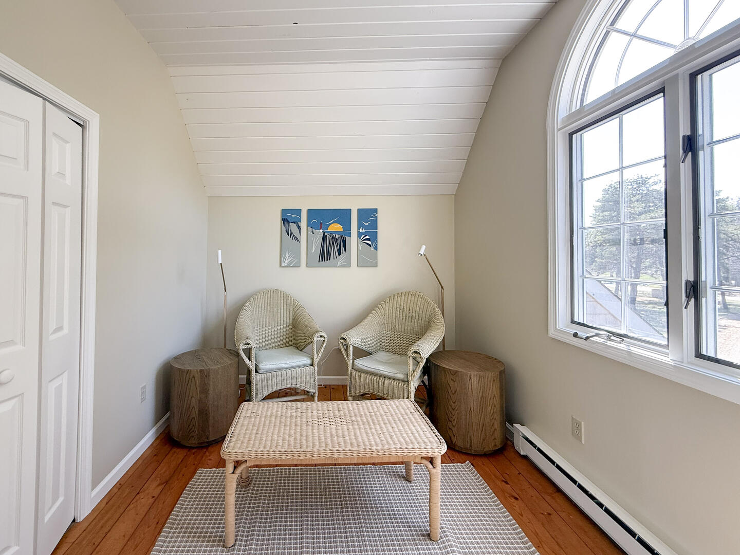 Reading Nook, Second Floor