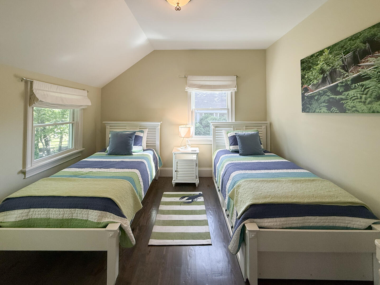 BR3 (2) Twin Beds, Second Floor
