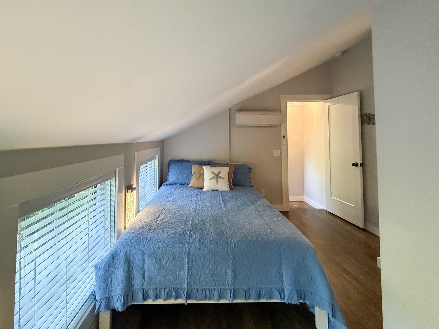 BR2 Queen En Suite, Second Floor