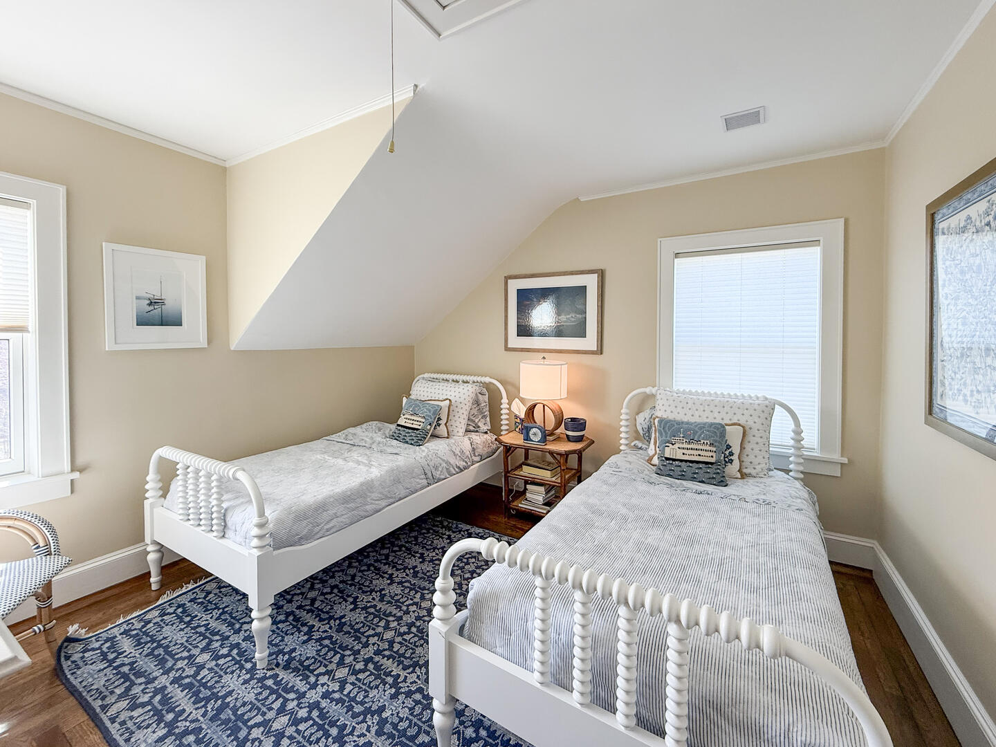 BR3 (2) Twin Beds, Second Floor