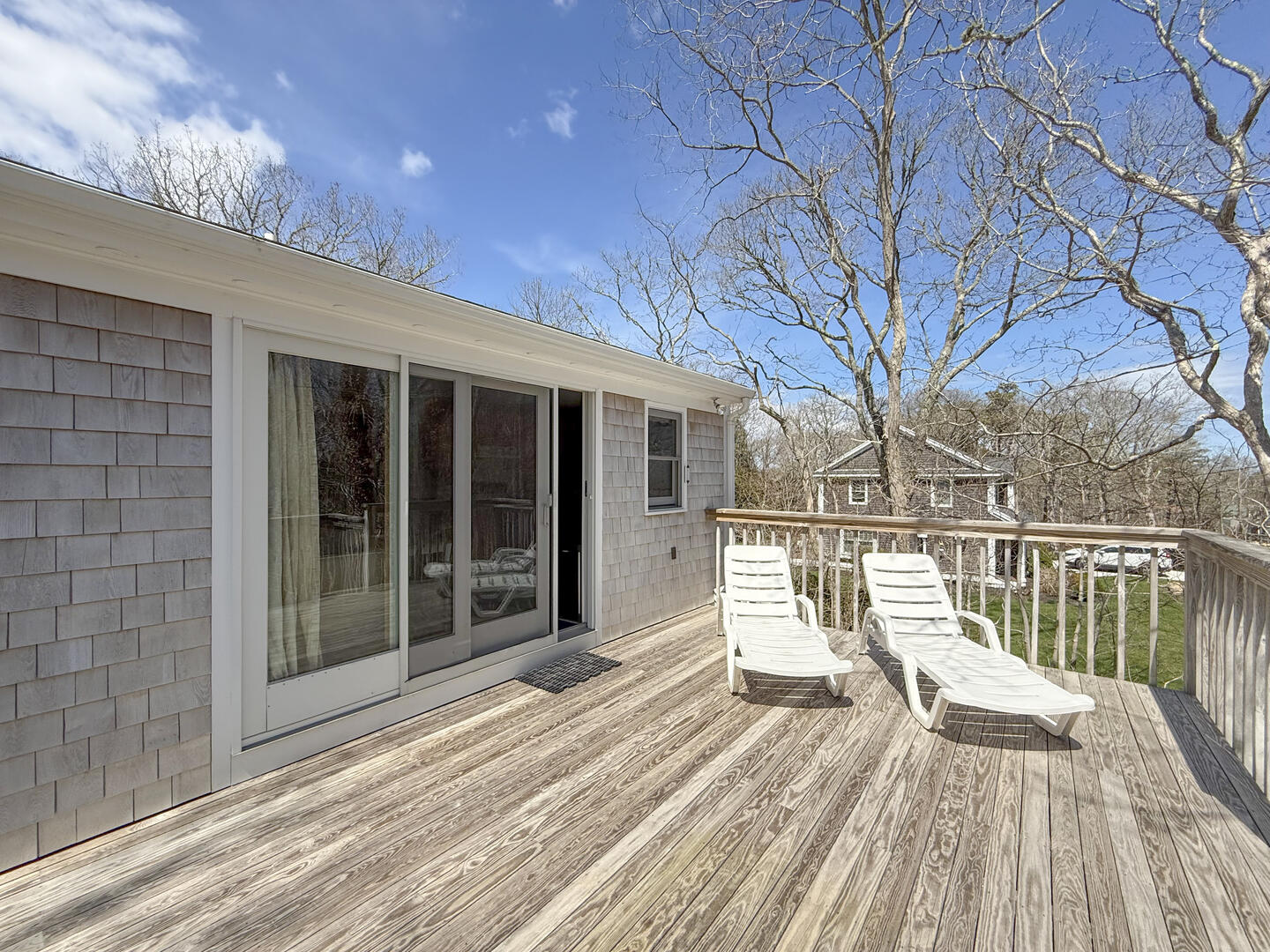 Deck, Garage Apartment