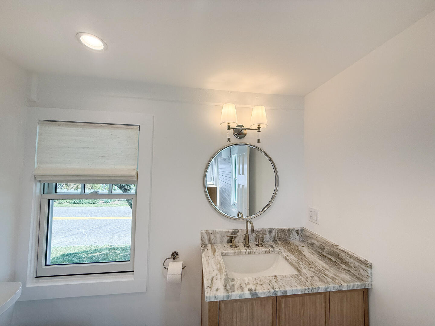 BR1 King En Suite with a Shower Stall, First Floor
