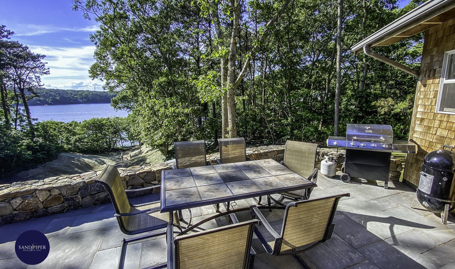 Outdoor dining area