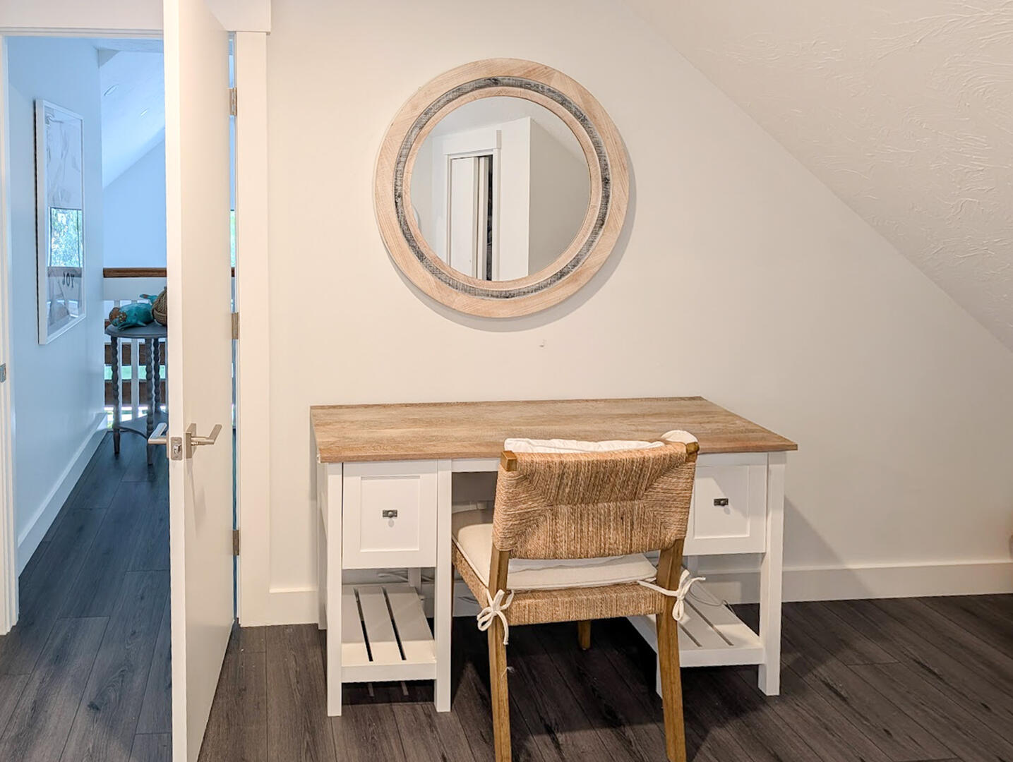 BR1 Queen En Suite, Second Floor