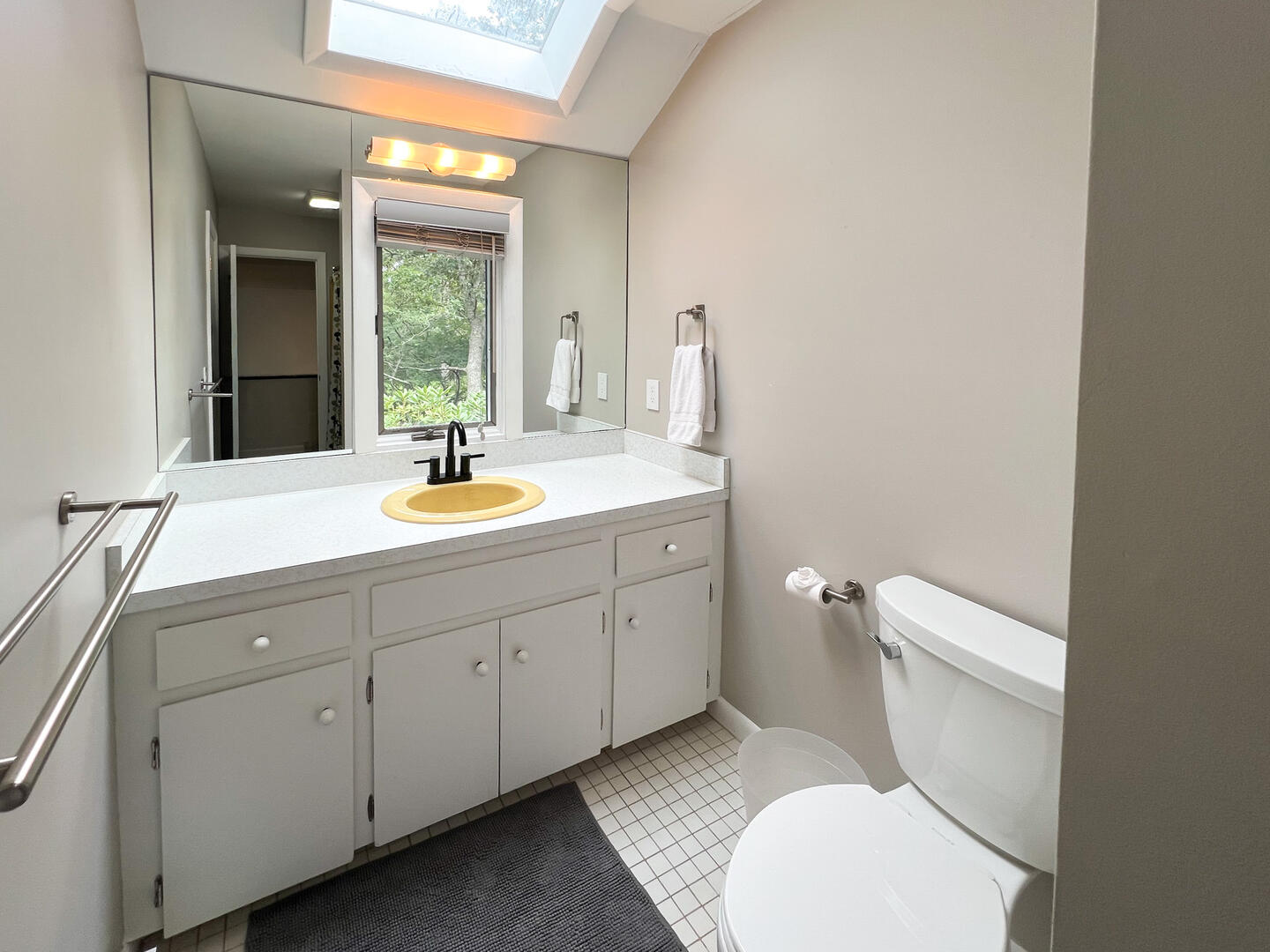 Hall Bath with Shower Tub Combo, Second Floor