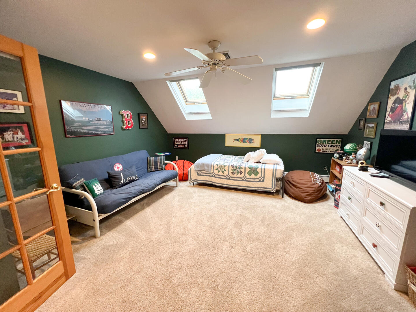 Game Room, Second Floor