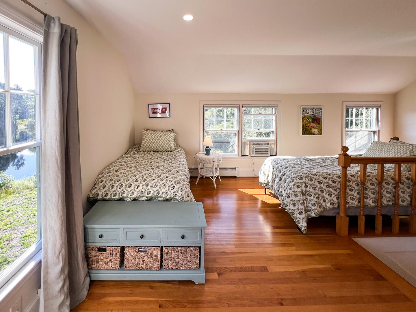 Stair Landing with (2) Twin Beds, Second Floor