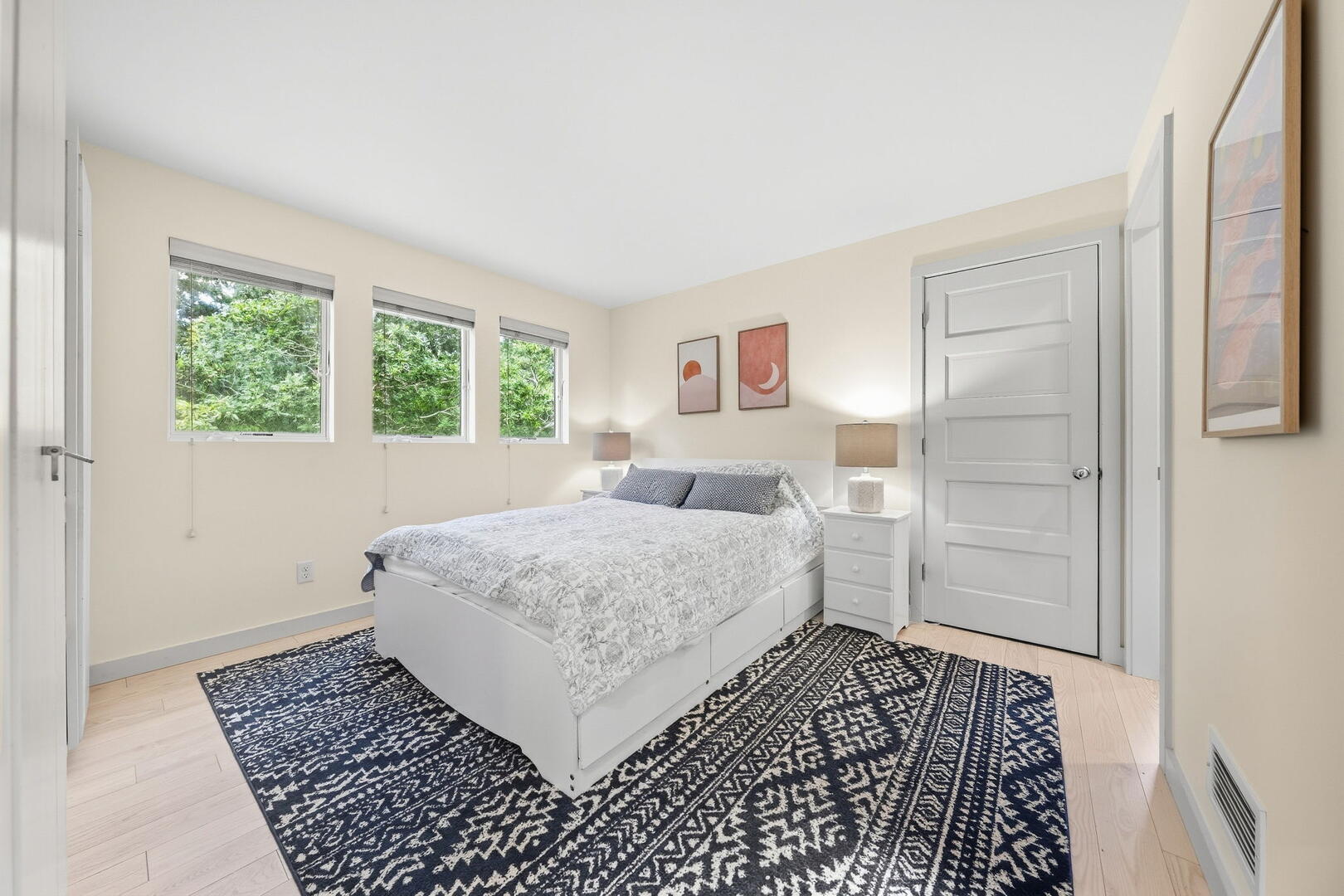 BR2 Queen, Guest House, Lower Level