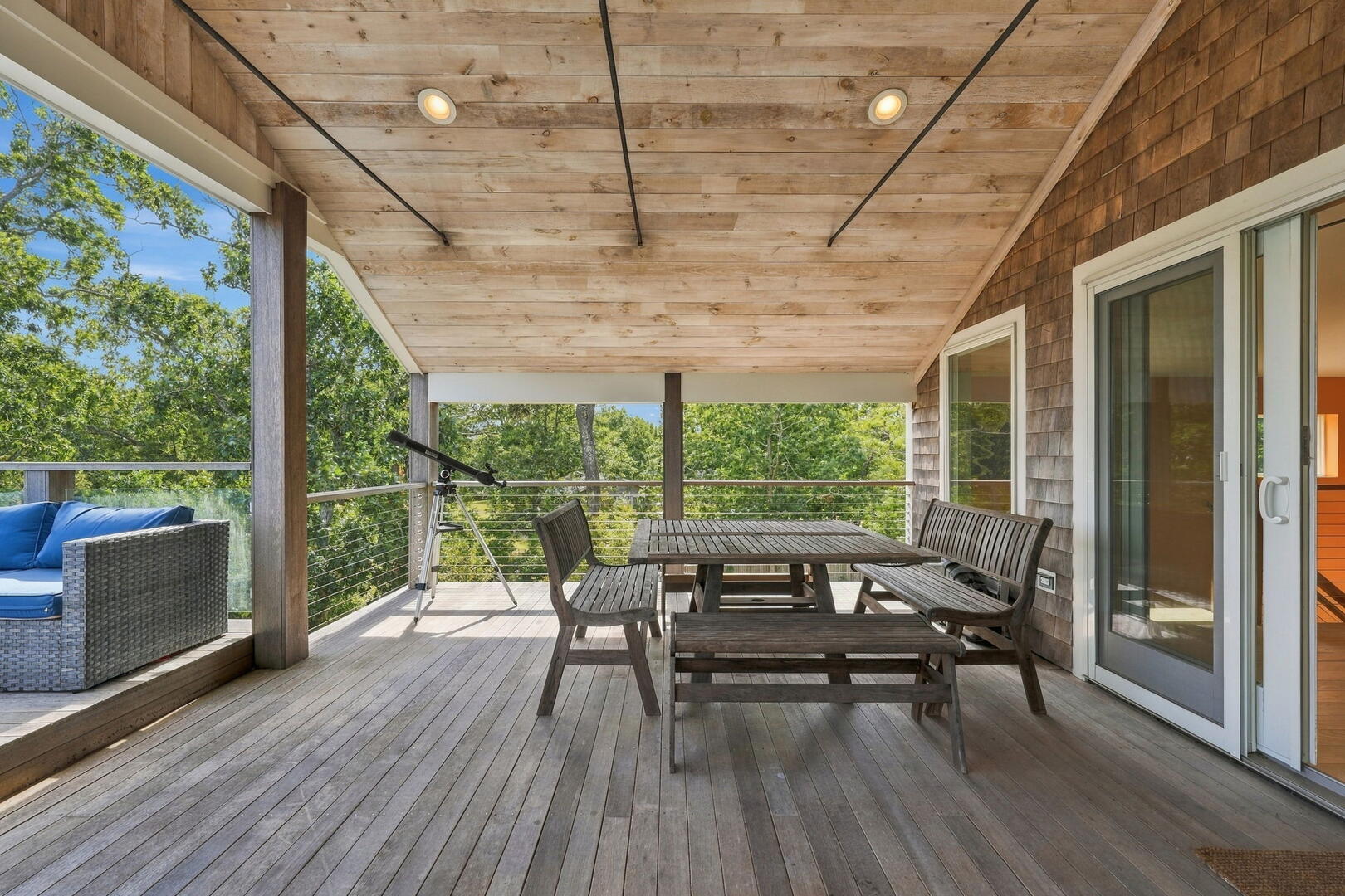 Guest House Outdoor Dining