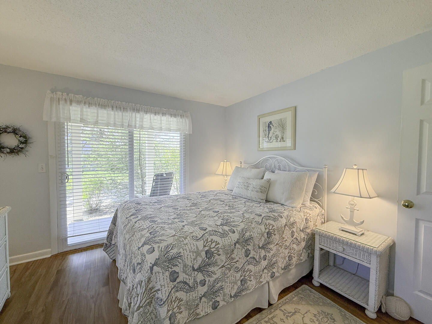 BR2 Queen, Lower Level